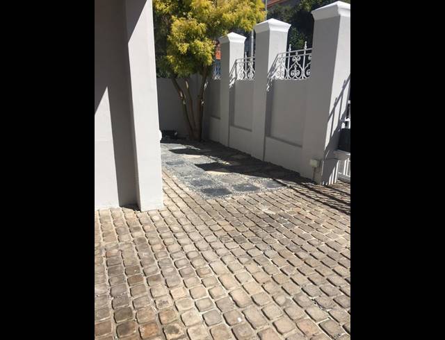 2 BEDROOM PROPERTY TO RENT IN TAMBOERSKLOOF